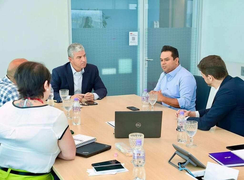 Prefeito Teco Reforça Parcerias com ENEL São Paulo para Melhorias em Itapevi