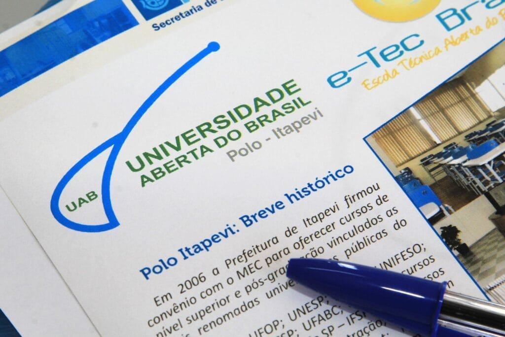 Prefeitura de Itapevi anuncia 135 vagas para cursos da Univesp no Polo UAB