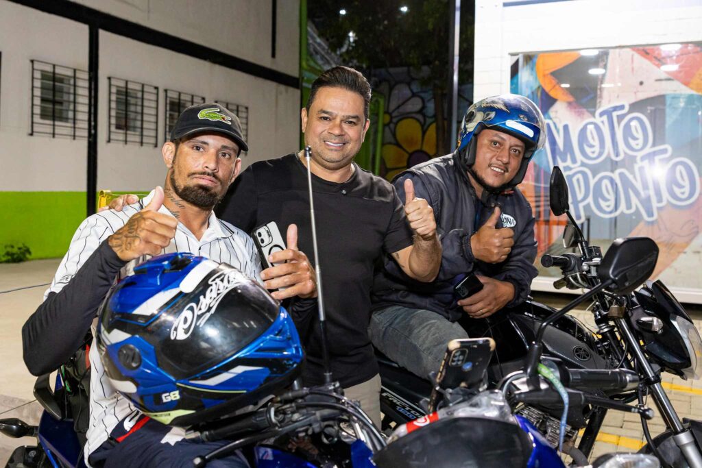 evento-cultural-na-praca-de-itapevi